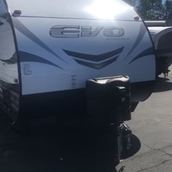 2021 Forest River Evo Travel Trailer 