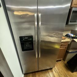 Amana  French Door Refrigerator 