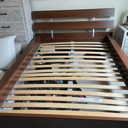 Full Size Bed 