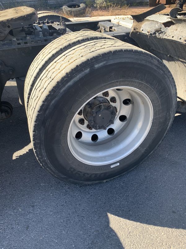 8 aluminum rims with used tire 22.5 semi truck for Sale in Las Vegas