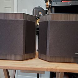 Bose 2001 Speakers: Nearly Mint