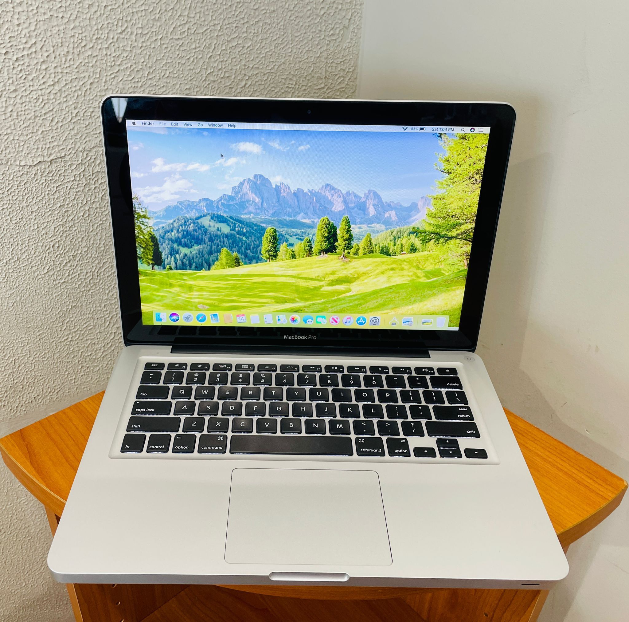 Apple MacBook Pro 13” 2012 I5 8GB 250GB SSD Fully Functional