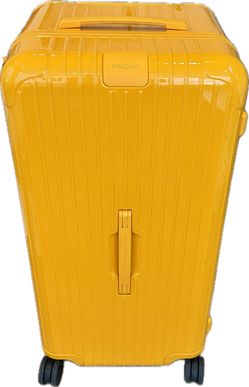 Rimowa Essential Plus Suitcase Mango
