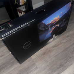 Dell UltraSharp Monitor 