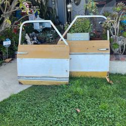 Pair Of 67 To 72 C10 Doors Driver And Passenger OEM