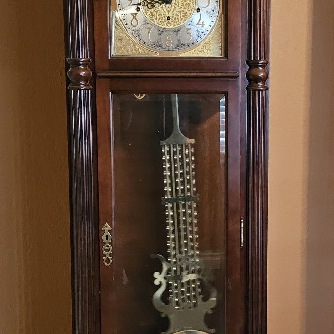 Howard Miller Grandather Clock