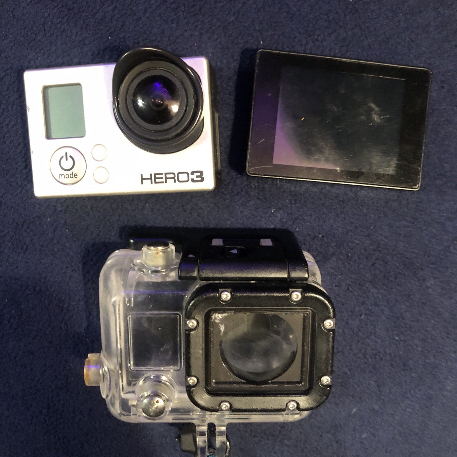 GoPro HERO3 w/LCD Touchscreen & Waterproof Case