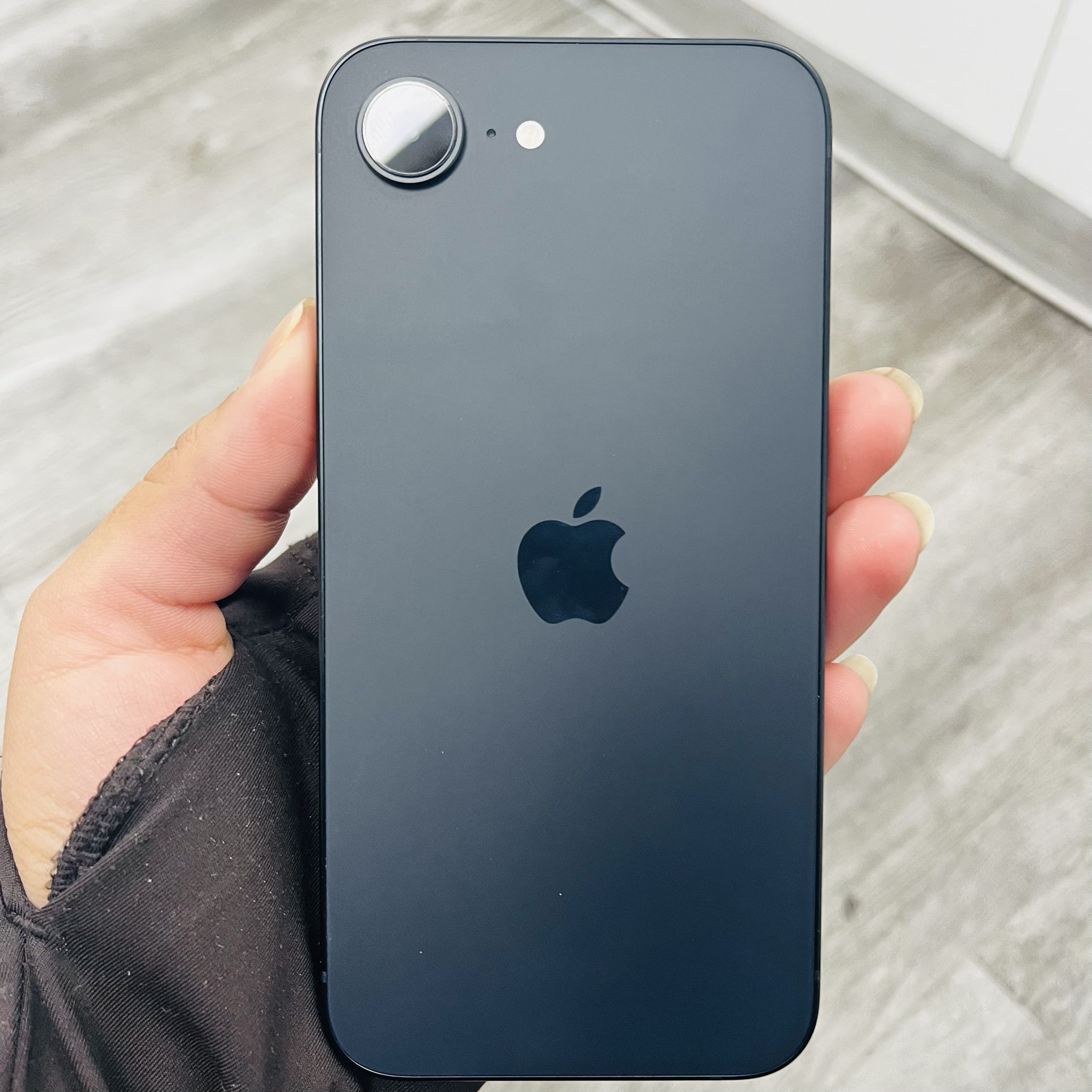 iPhone 16e 128gb Unlocked