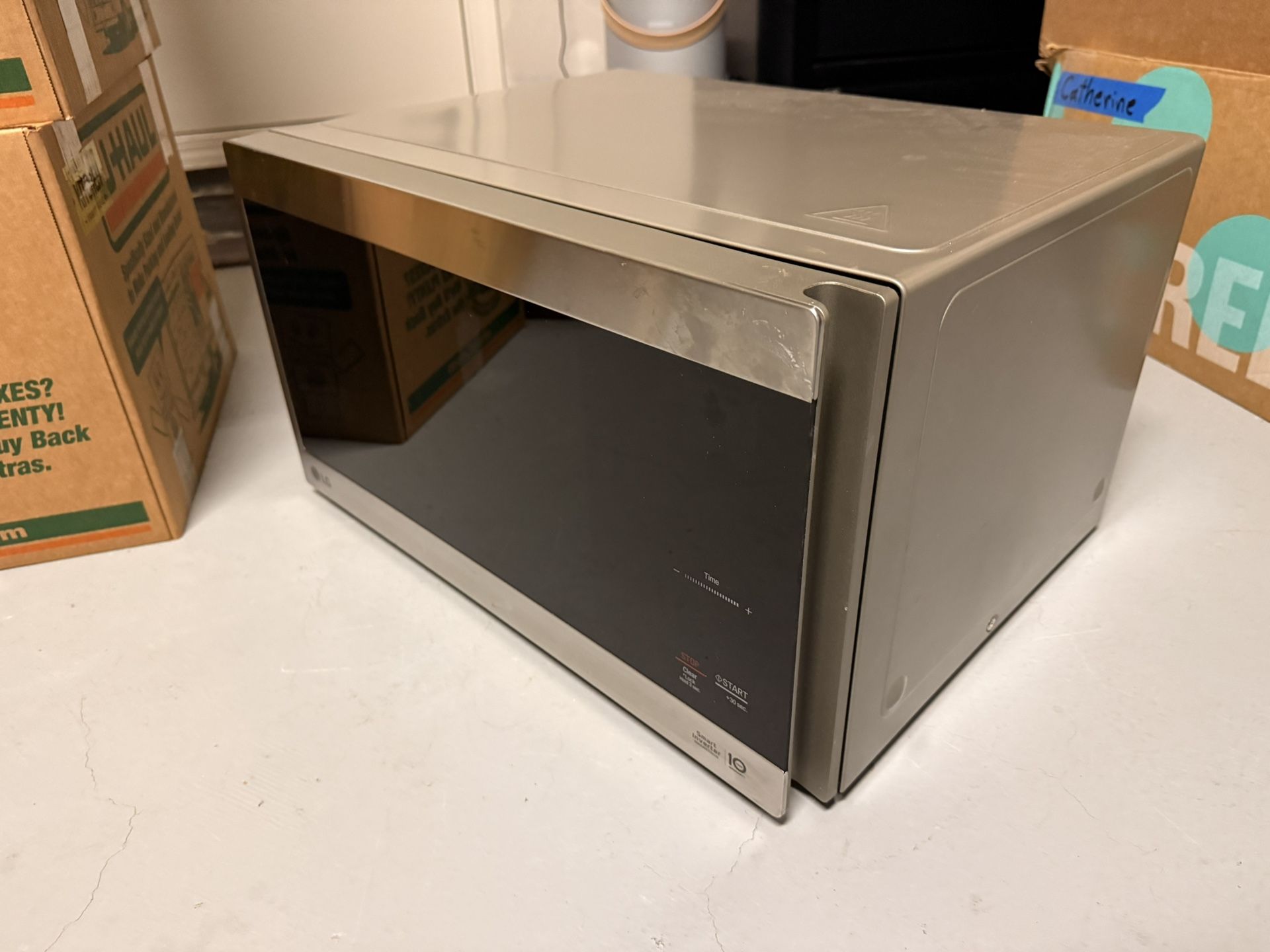 LG Counter Top Microwave