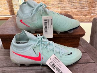 Nike Phantom Luna 2 Elite FG Soccer Cleats Size 10 - NWOB