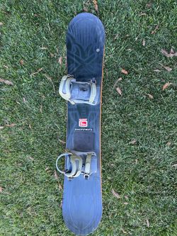 Lamar Stealth 1490 Snowboard & Women’s Boots