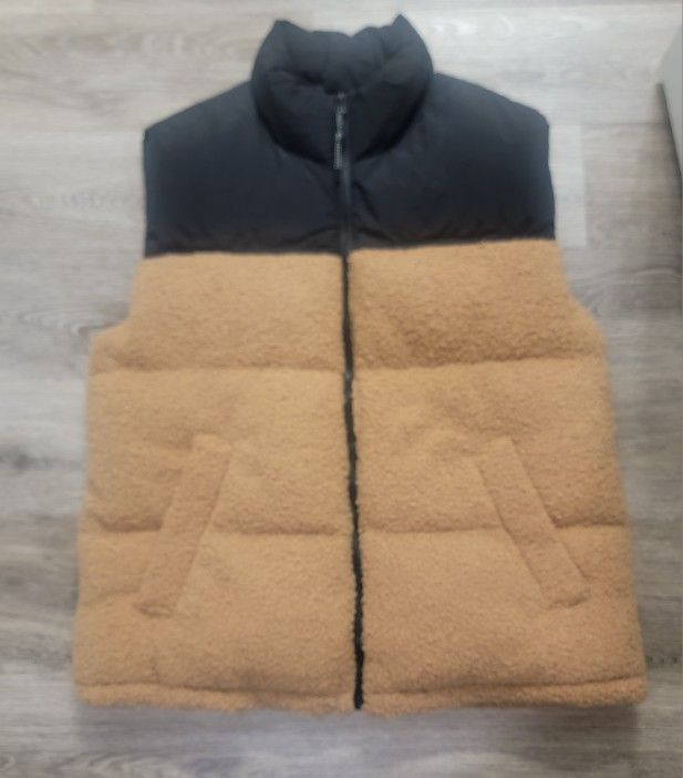Wild Fable Puffer Vest, Size Small