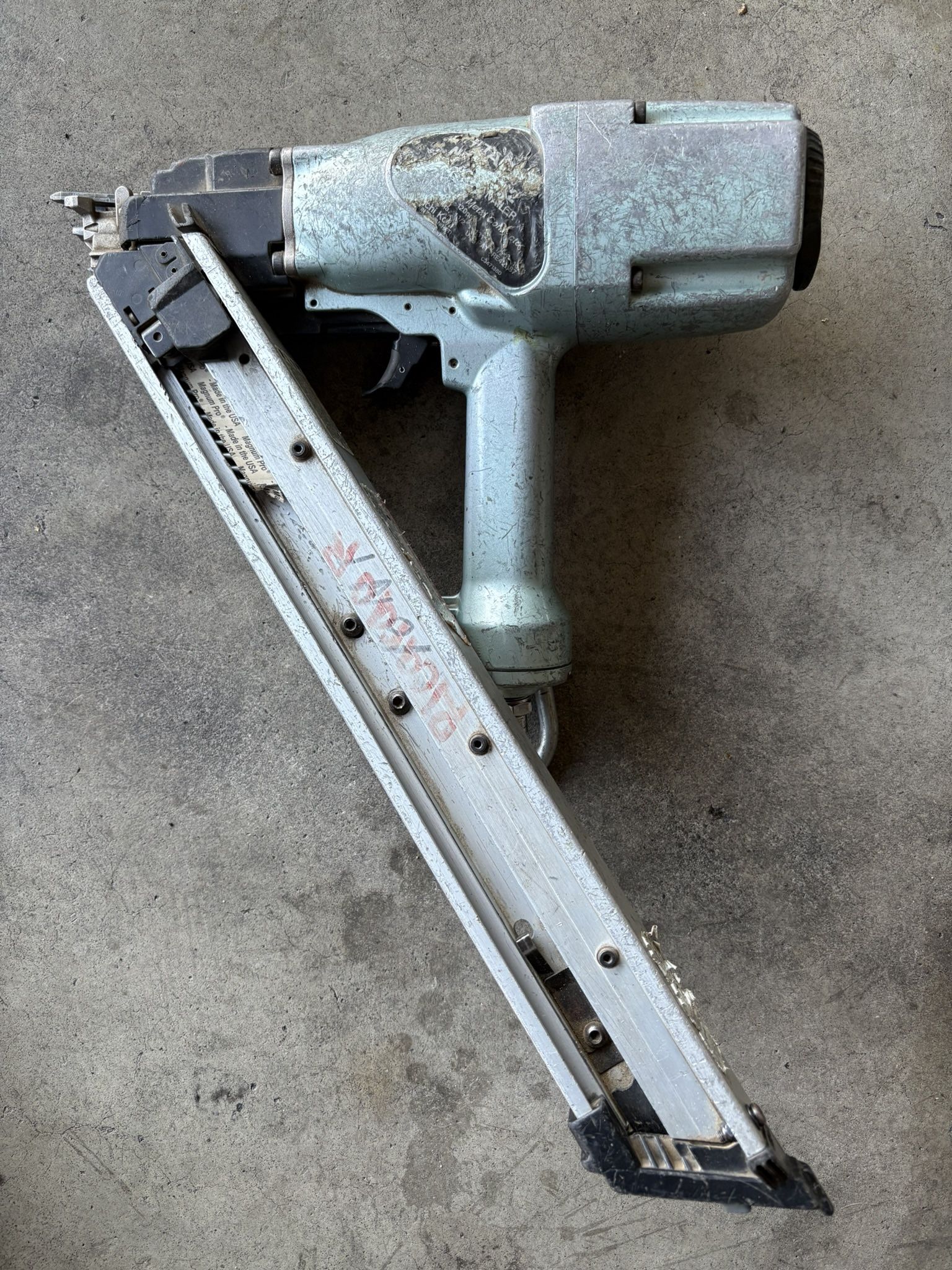 Hitachi Nail Gun