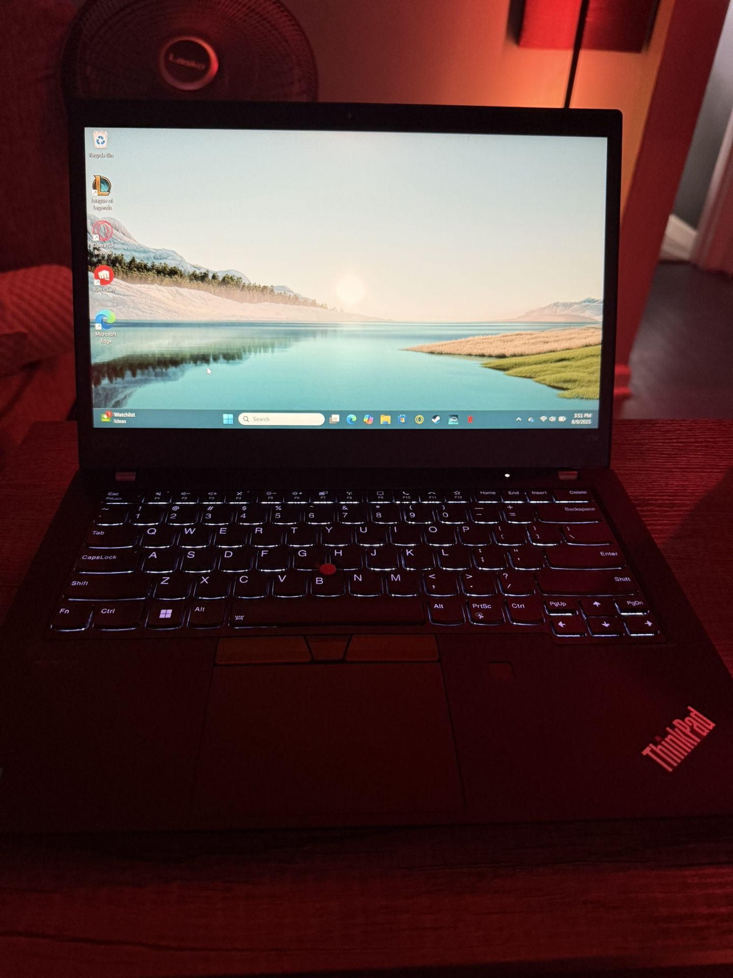 Lenovo T14 Gen 2 - Core i5 - 16gb RAM - 256SSD