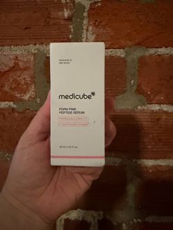Medicube PDRN pink peptide serum