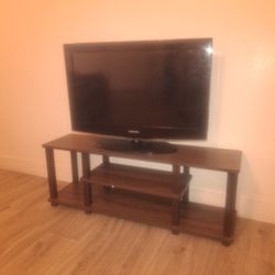 32 Inch TV Sale 