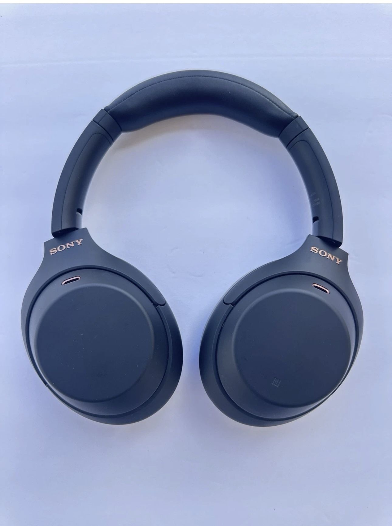 Sony WH-1000XM4 Wireless Noise-Cancelling Over-the-Ear Headphones - Black