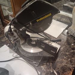 10 Inch Black & Decker Miter Saw - 