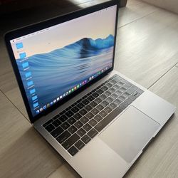 MACBOOK PRO (13 Inch) 