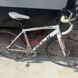 Fuji SportIF 1.3 Road Bike 53 cm Alum W/ Carbon Forks