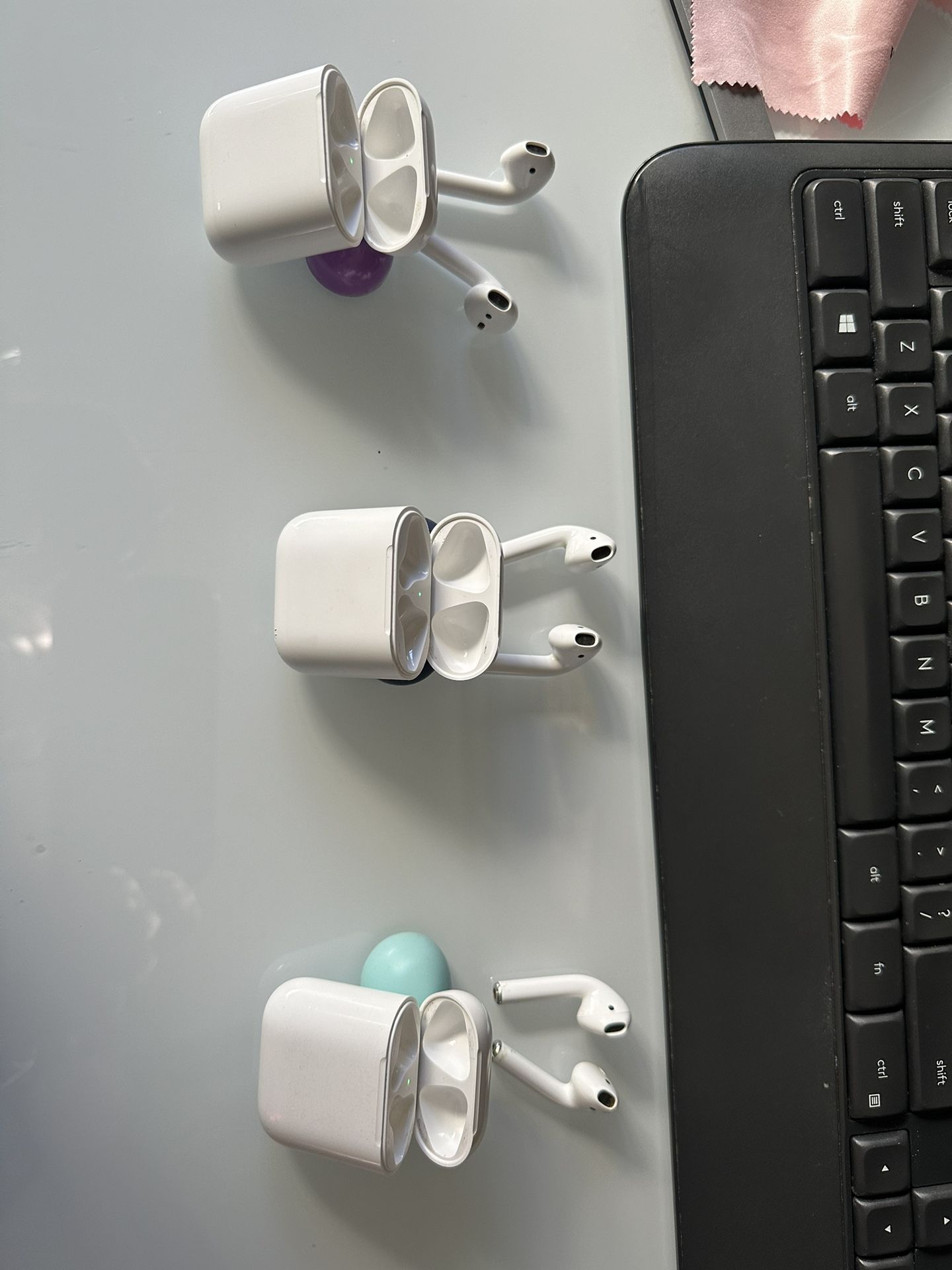 Apple Airpods 2nd Gen (3 Pairs)1
