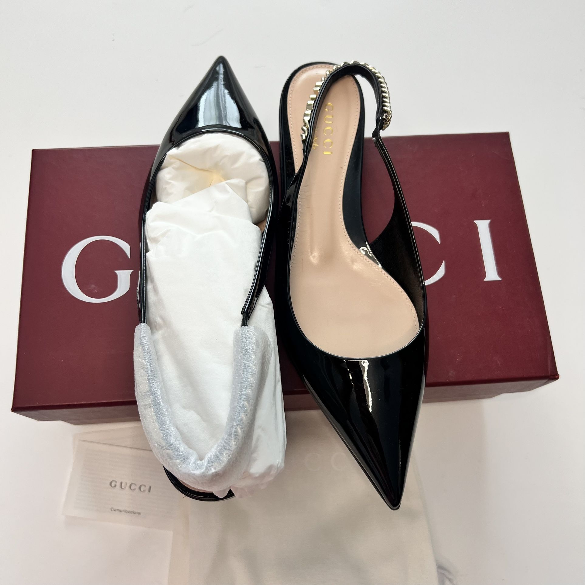 Gucci Black Leather Flats Size 38 US8