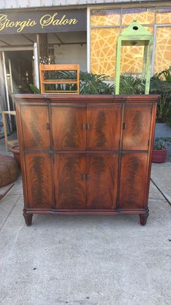 Antique amazing Barrelwood record player Unit