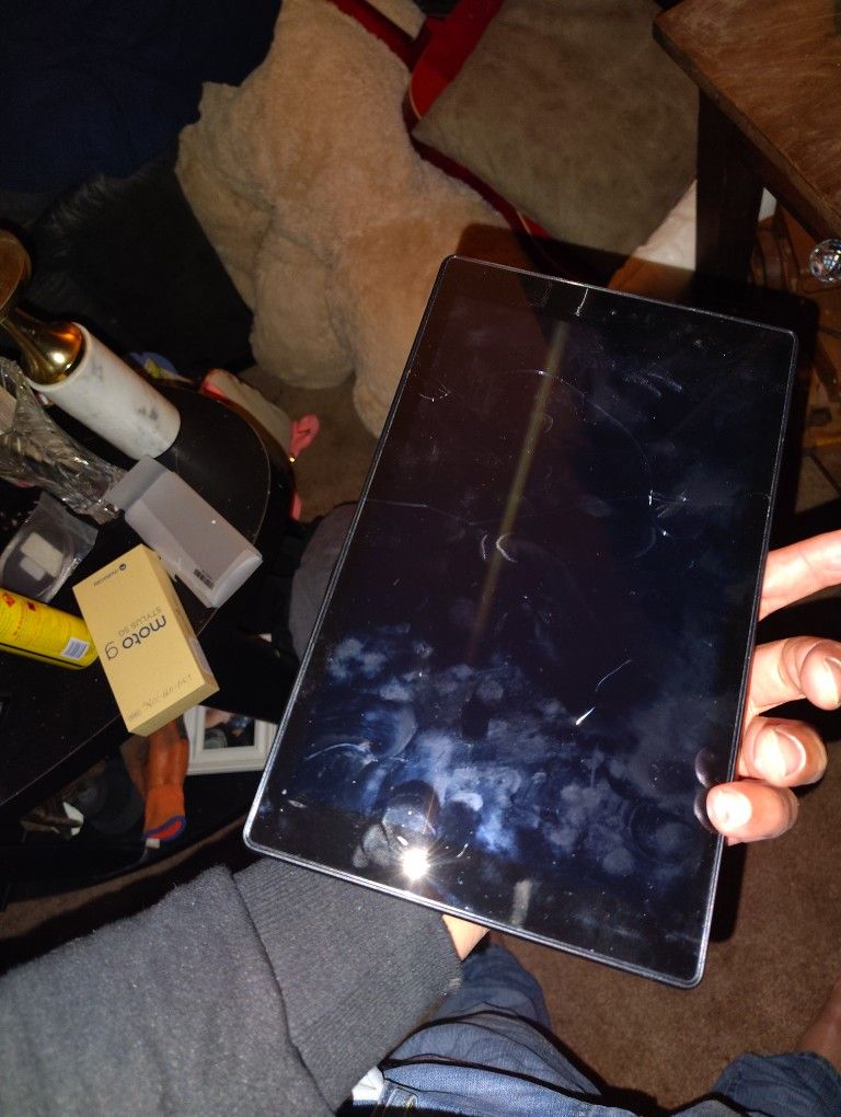 Amazon Kindle Fire HD 10 7th Generation