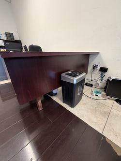 Used Desk Office desk Professional