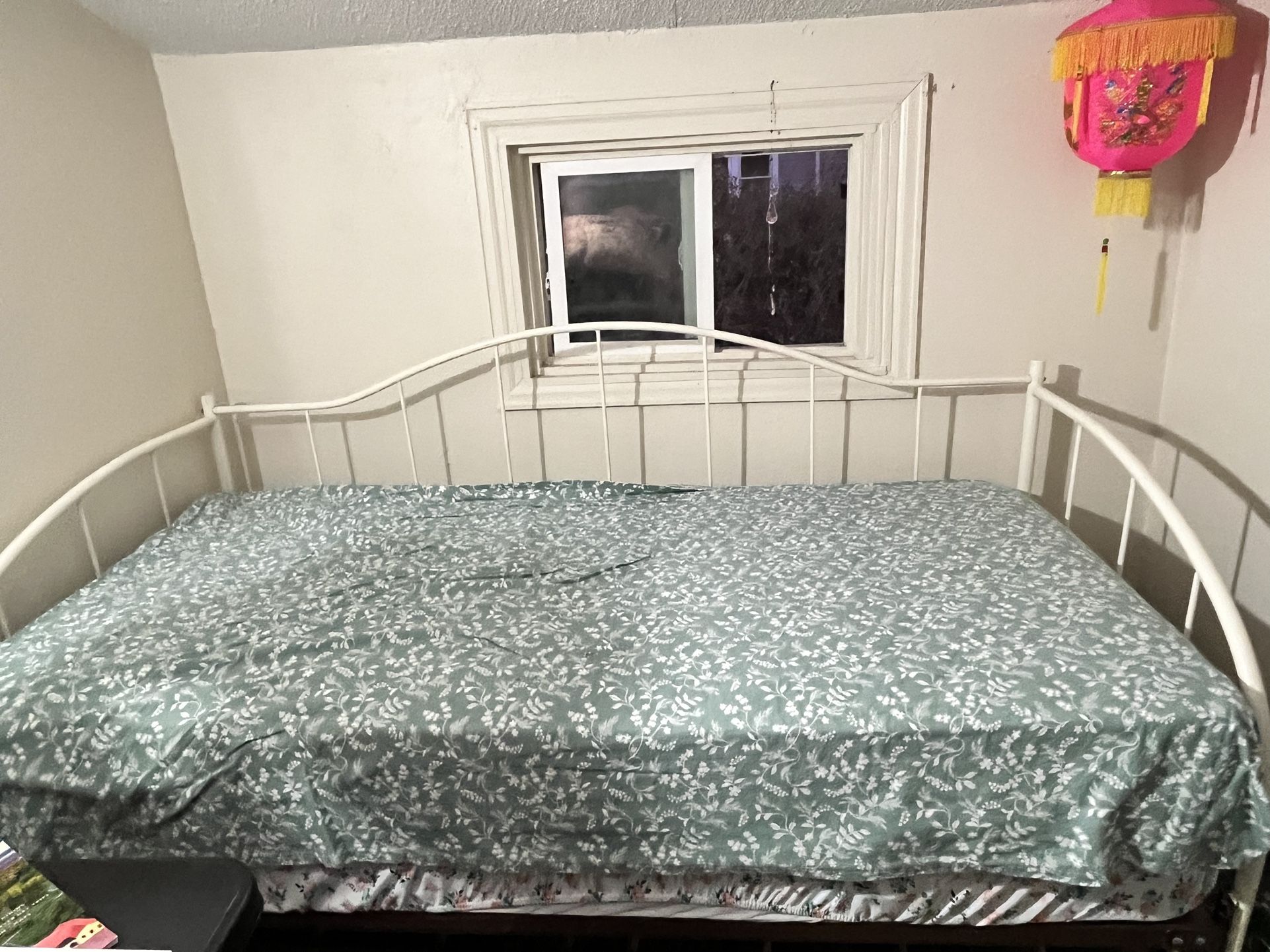 Twin Size Trundle Bed