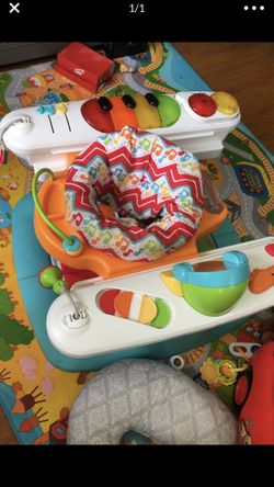 Baby walker /piano