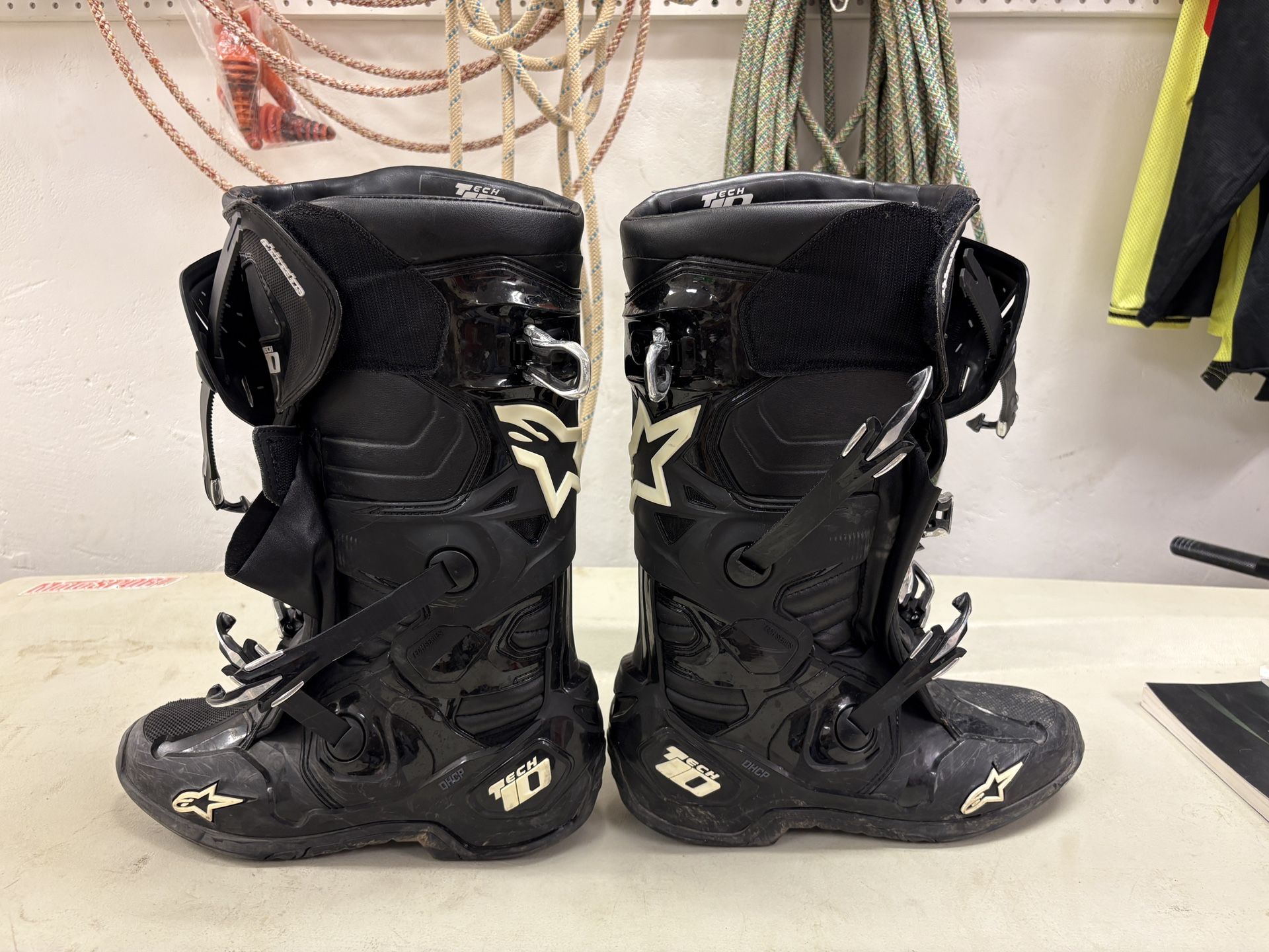 Tech 10 Boots