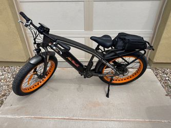 Addmotor M-560 P7 Fat Tire E-Bike — Like New!