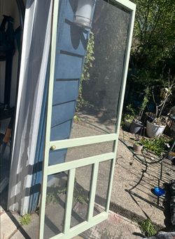 30x80 tall
Screen door, no hinges