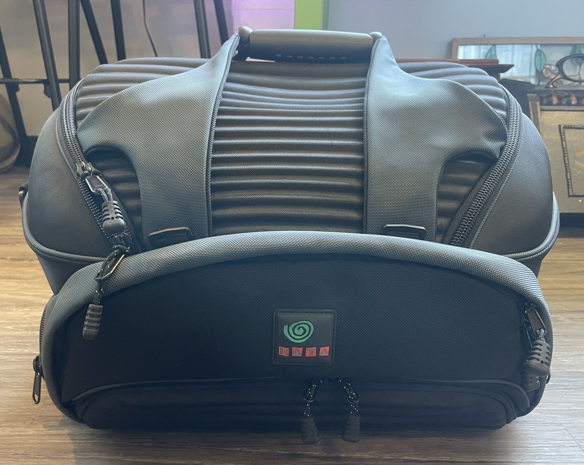 KATA EXO-33 Gdc Camera/Camcorder Bag