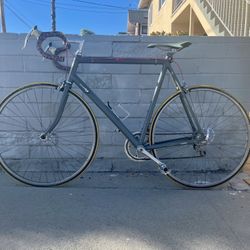 Cannondale Road Bike