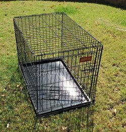 Medium dog crate