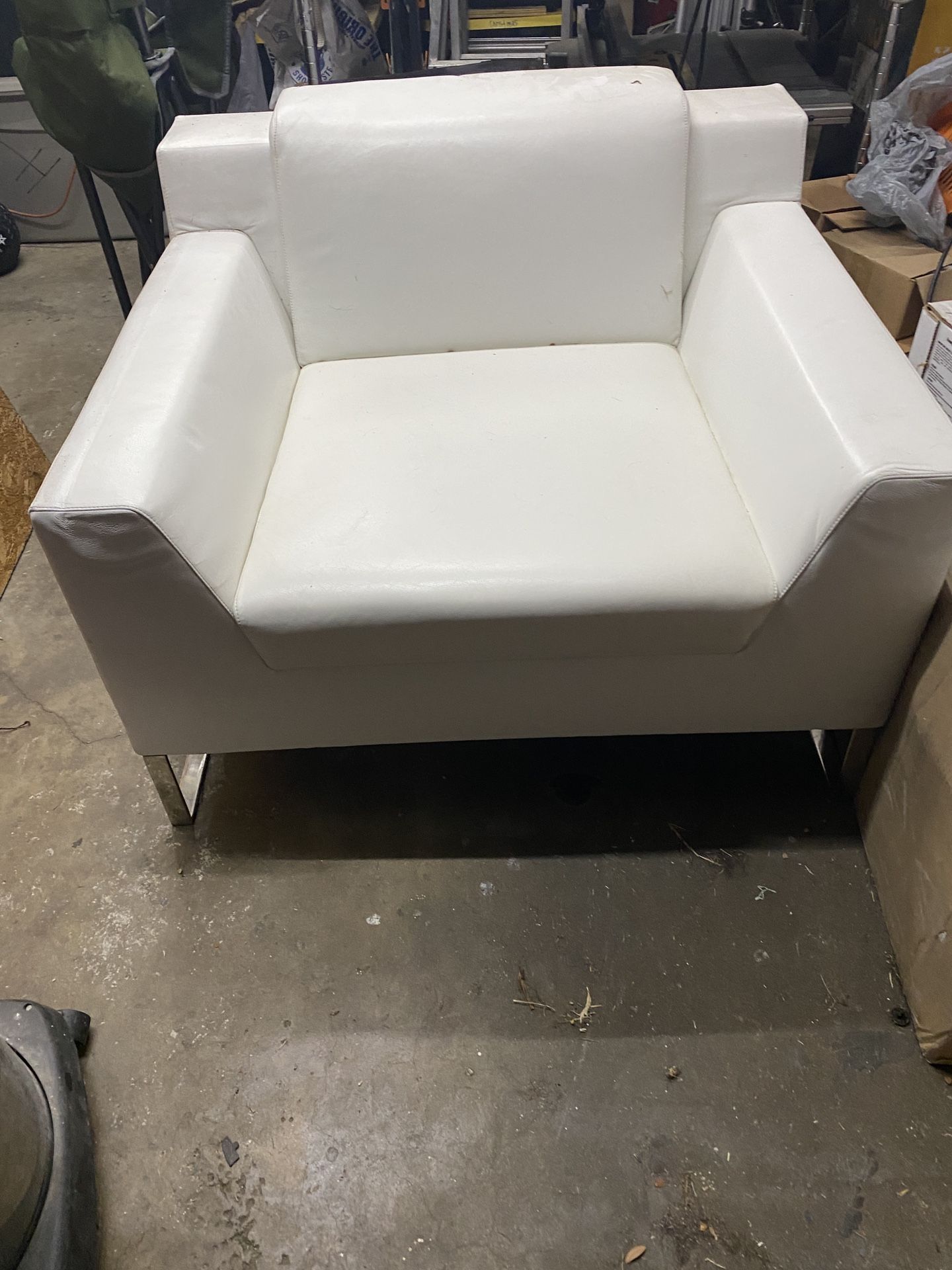 Set Of White Modern Chairs 