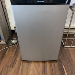 Small Refrigerator 