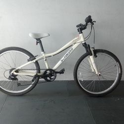 BICYCLE SPECIALIZED 7 SPEED SIZE 24 BRAND NEW 