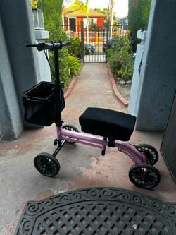 Knee scooter