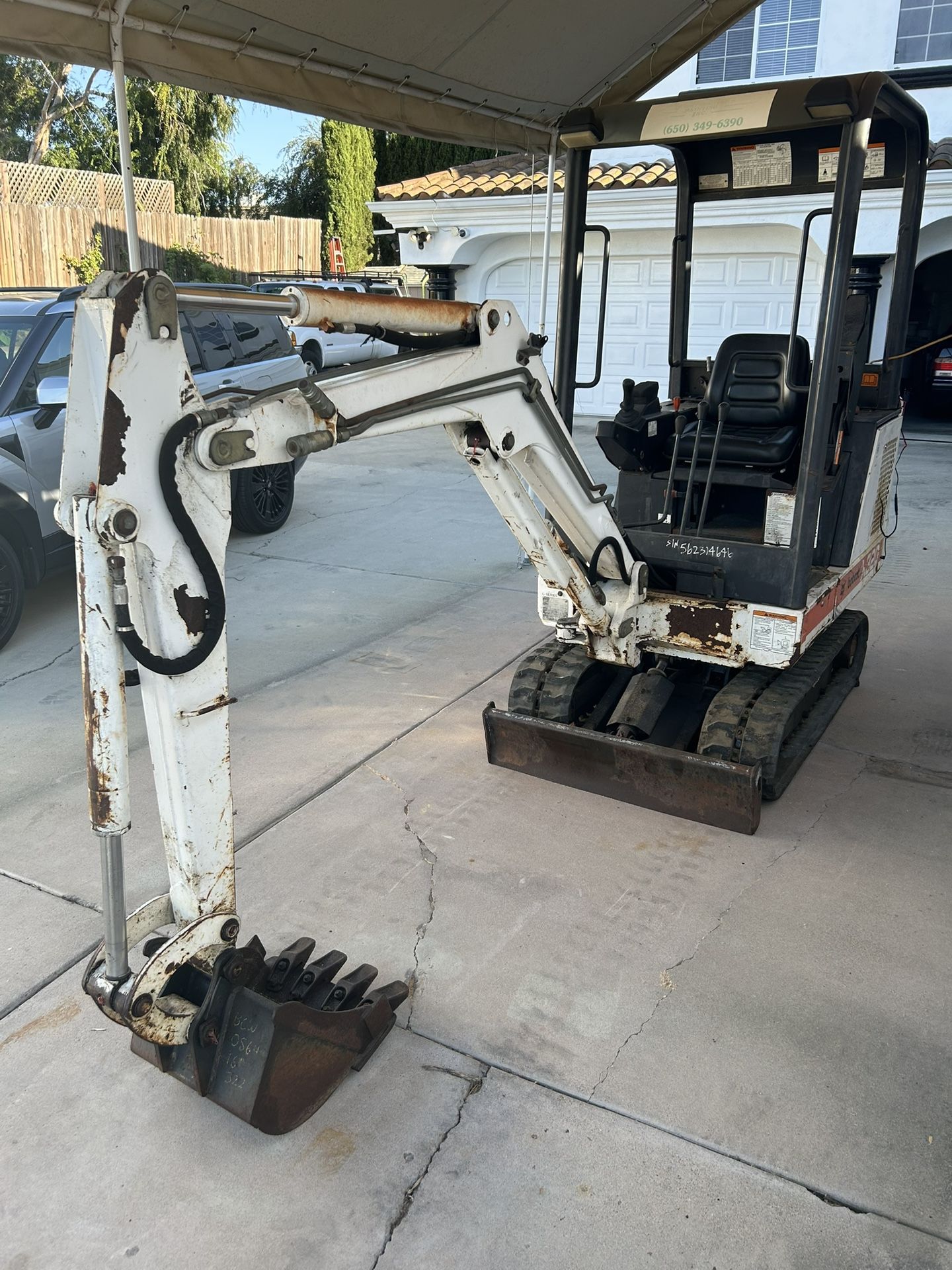1997 Bobcat Melroe Model 320 EXCAVATOR X320