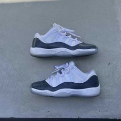 Air Jordan 11 Retro Low GS 'Navy Snakeskin' 2019 Size 5.5Y