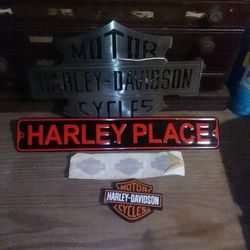 Miscellaneous Harley Davidson Signage 