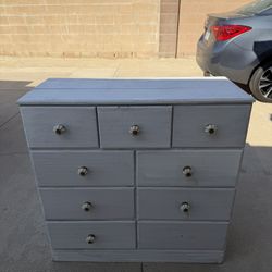 Free Dresser