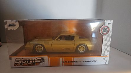 Jada BIGTIME MUSCLE 1979 Chevrolet Camaro Z28  Gold