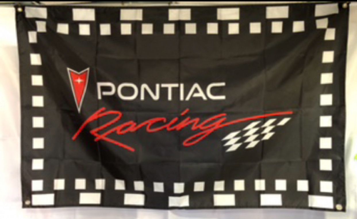 Pontiac Racing Wall Flag (3’x5’)
