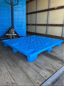 Plastic Pallet 48x40 Nestable