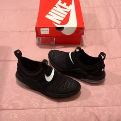 Nike Joyride Nova Size 5y