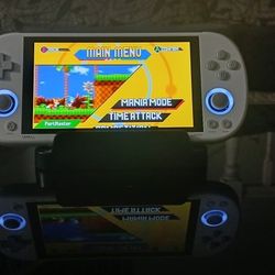 Trimui Smart Pro handheld White With Games